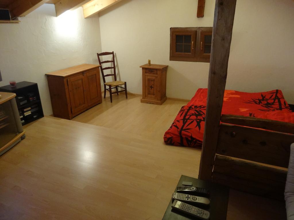 Chalet Edelweiss Heremence Room photo
