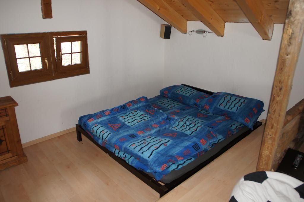 Chalet Edelweiss Heremence Room photo